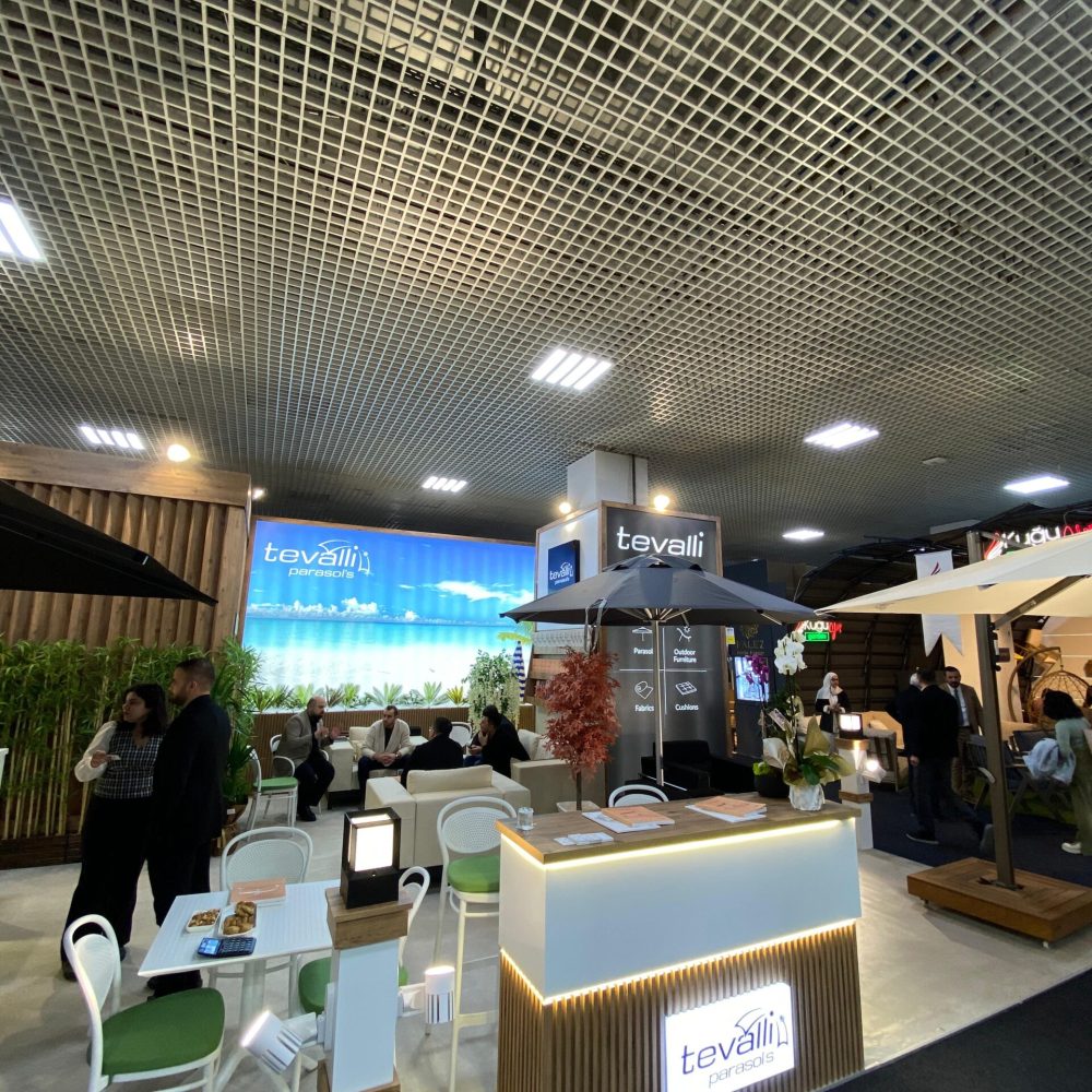 cb6b480f-e0e9-4085-8b40-6d1c74a6bf18