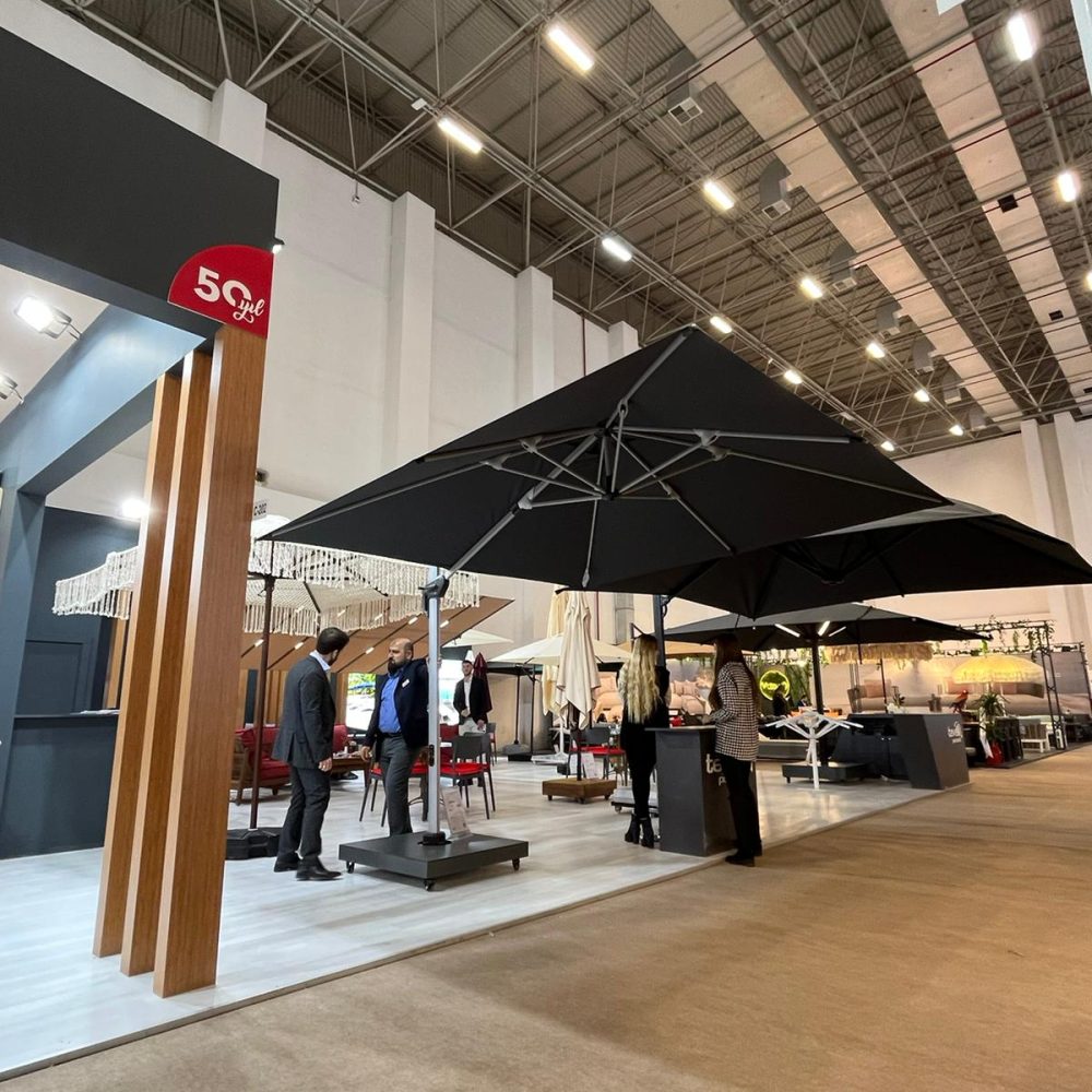 cc8ec758-43d2-44e7-a375-7b23f875e068